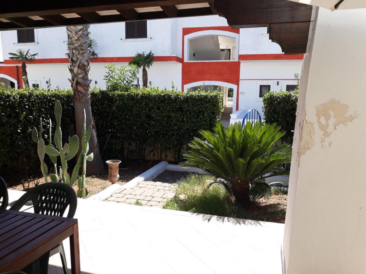 פורטו צ'זראו Villa In Villaggio מראה חיצוני תמונה