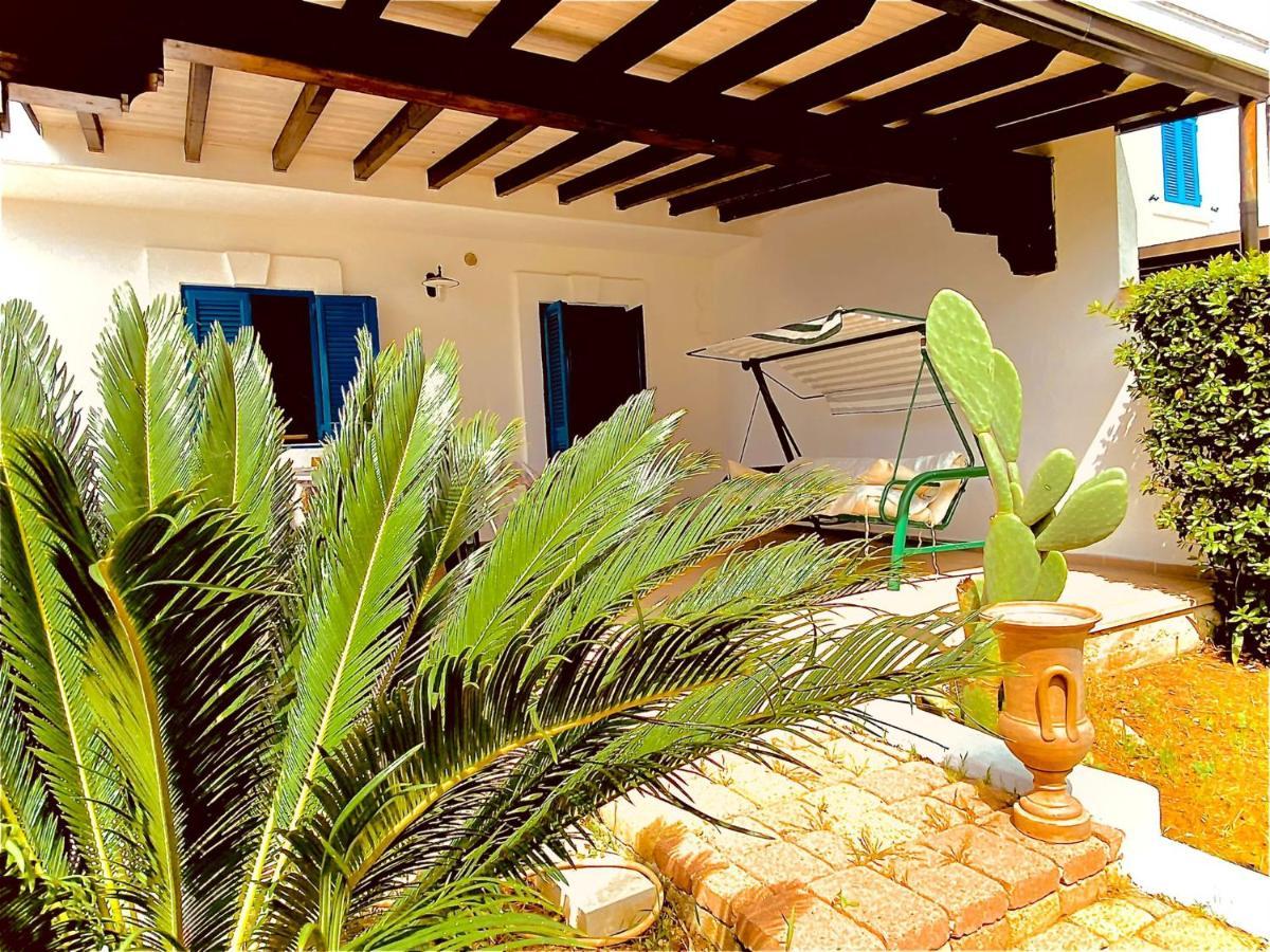 פורטו צ'זראו Villa In Villaggio מראה חיצוני תמונה