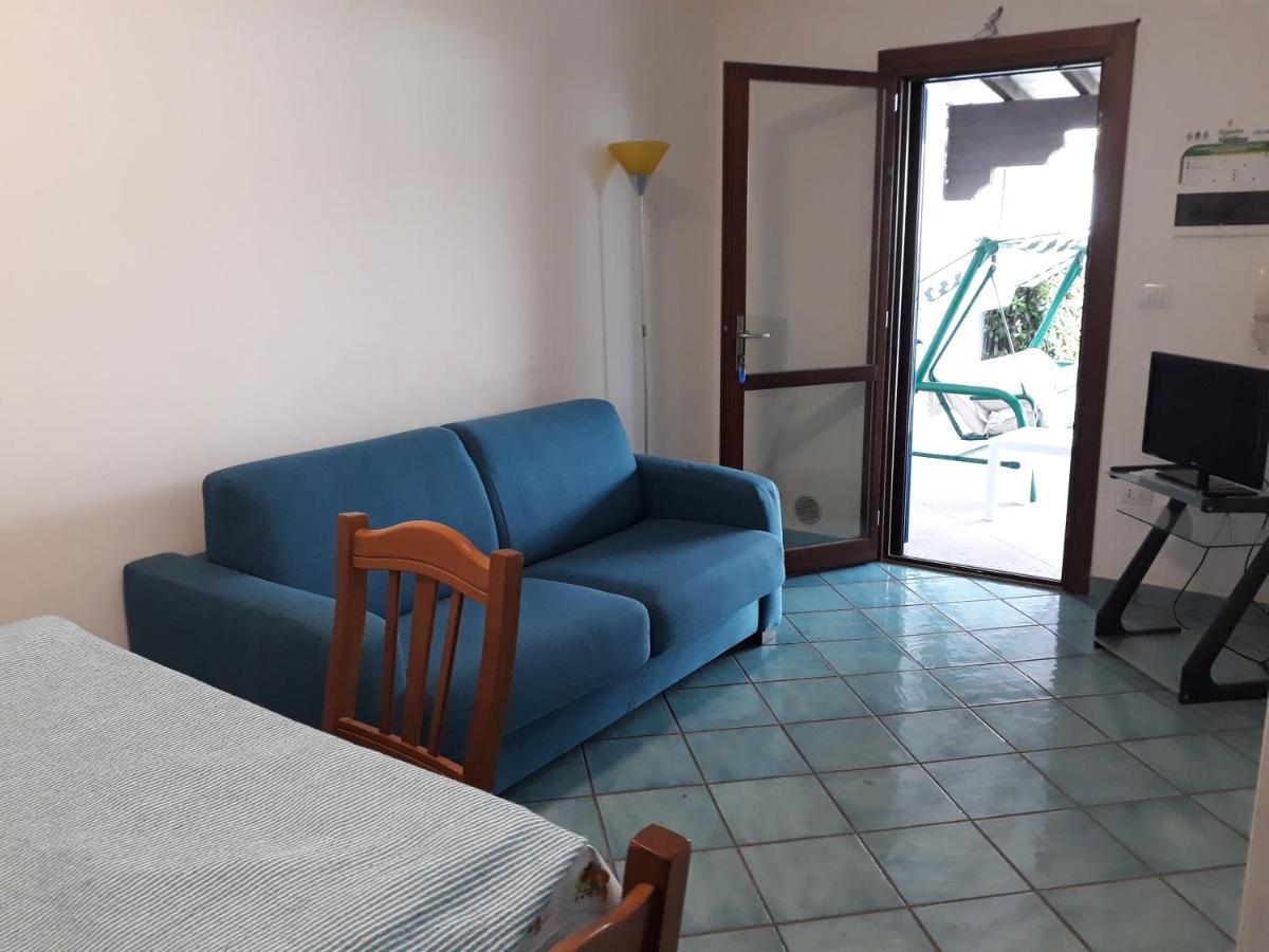 פורטו צ'זראו Villa In Villaggio מראה חיצוני תמונה