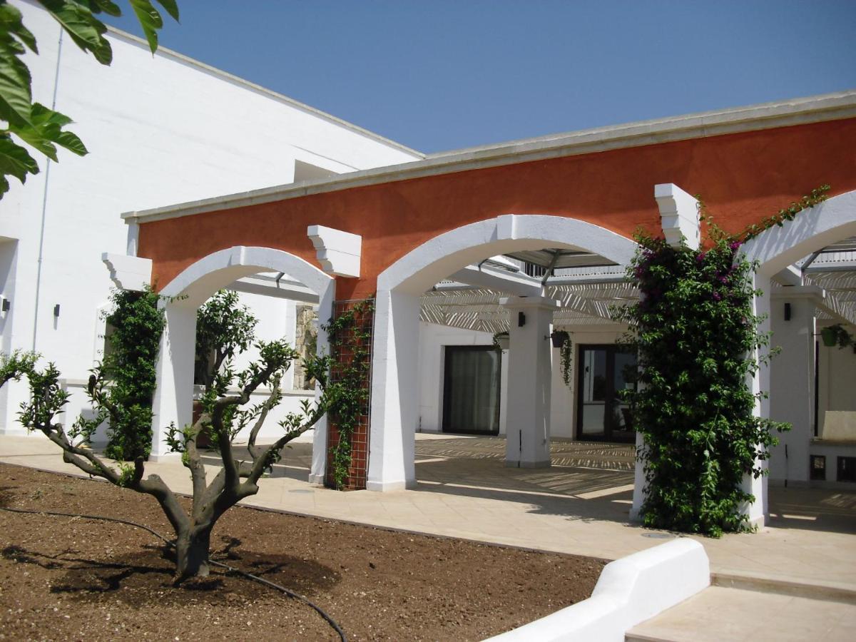 פורטו צ'זראו Villa In Villaggio מראה חיצוני תמונה