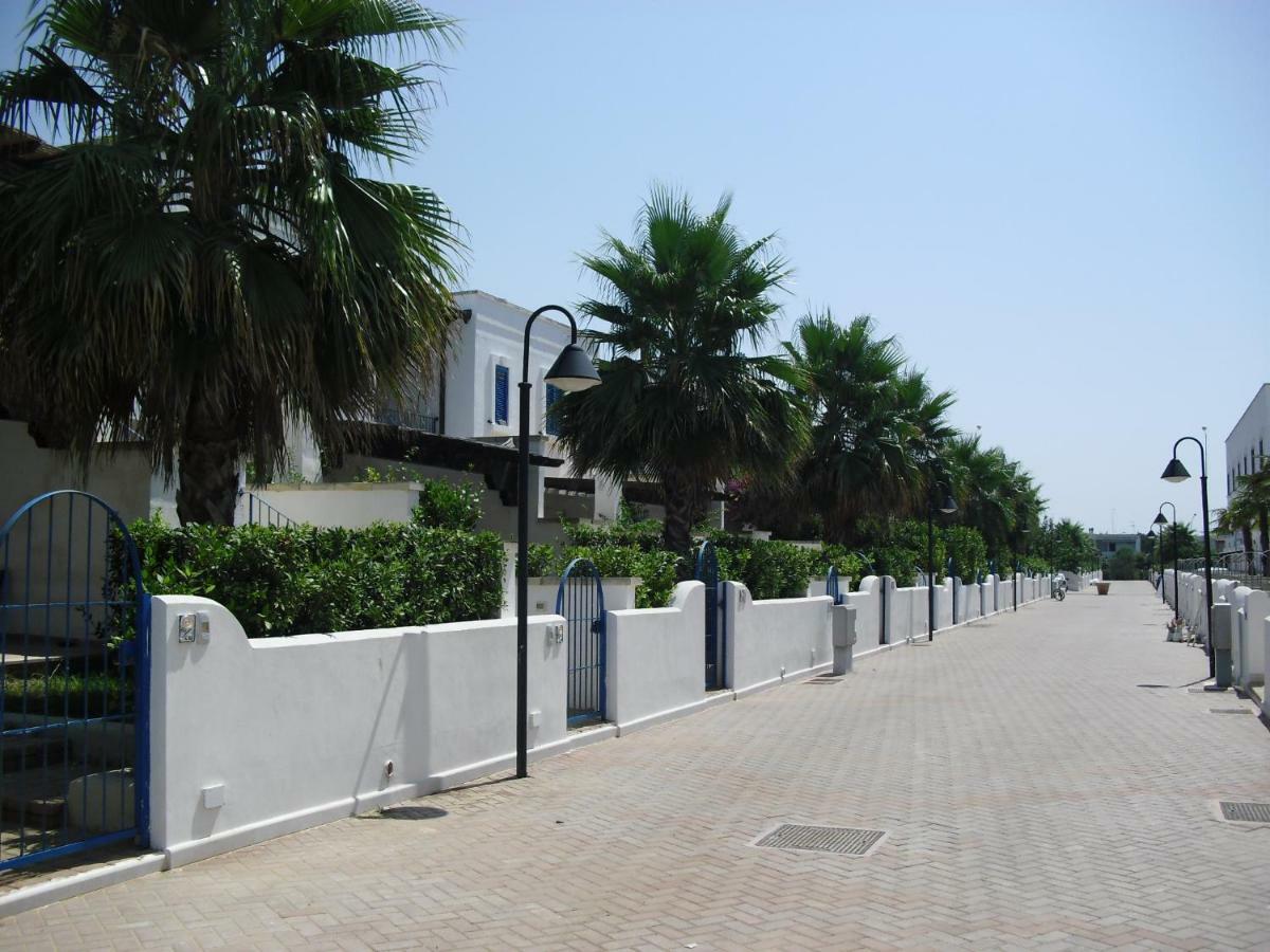 פורטו צ'זראו Villa In Villaggio מראה חיצוני תמונה